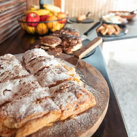 Aparthotel Sunrock - Petunia Naxos City