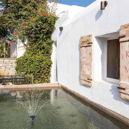 Aparthotel Sunrock - Petunia 3*